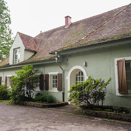 Hotel Und Restaurant Halbinsel Blieskastel Exterior photo